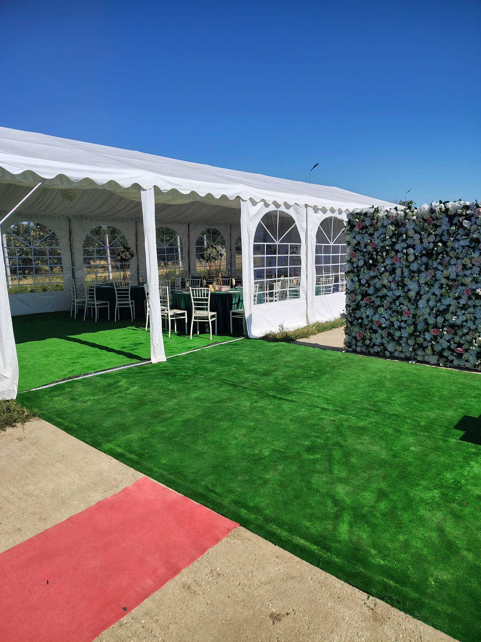 Aranjament de masă pentru eveniment privat